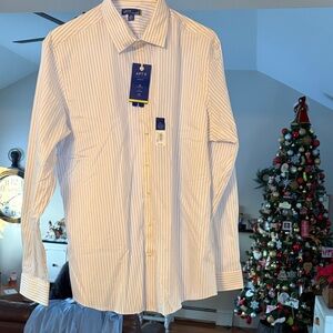 APT.9 Men's Light Blue Striped Dress Shirt New with tags